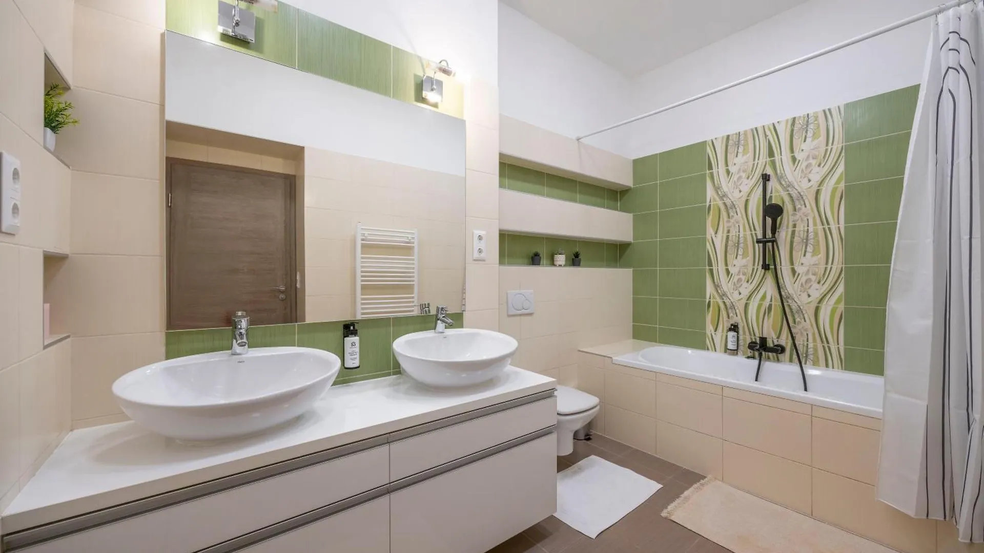 Apartment Exclusive N' Grand City Center Residence With 5 Bedrms Budapest Hungary